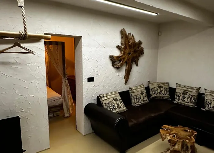 Apartment Keep Your Budget, Boho Old Town