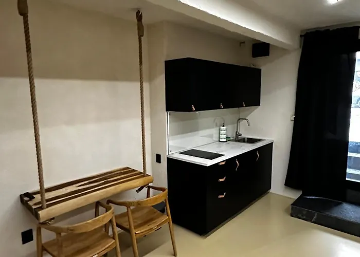 Apartment Keep Your Budget, Boho Old Town *