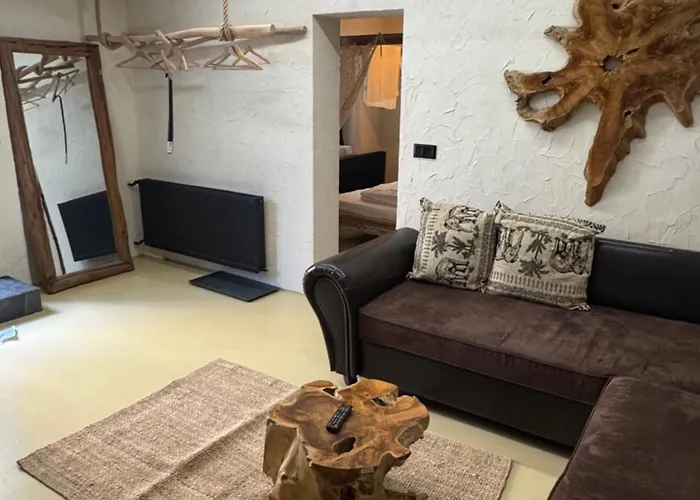 Keep Your Budget, Boho Old Town * Pressburg